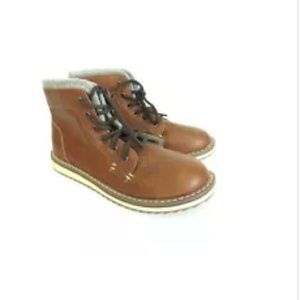 Old Navy boots in sz. 5